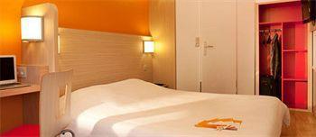 Sweet And Smart Sarreguemines - Hambach Hotell Eksteriør bilde